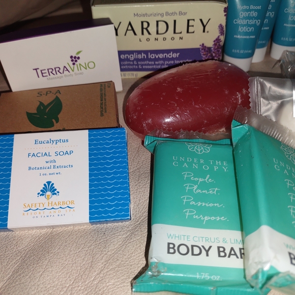 English Lavender Soap Bar - Picture 2 of 4